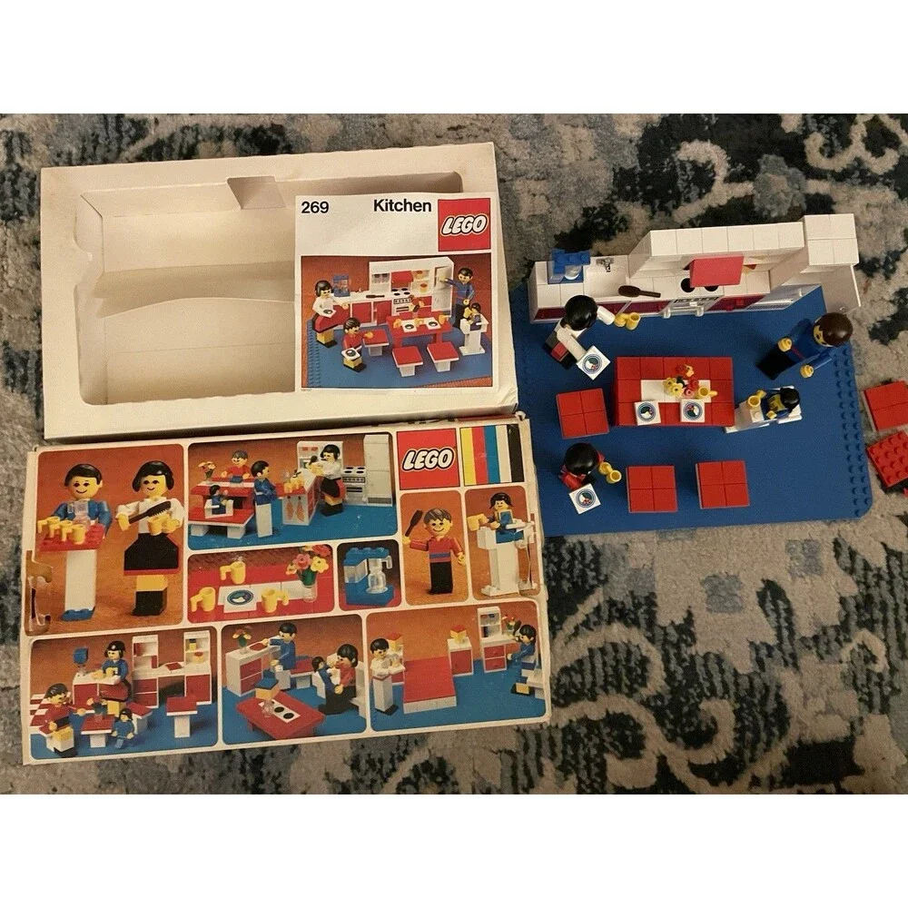 Lego vintage homemaker